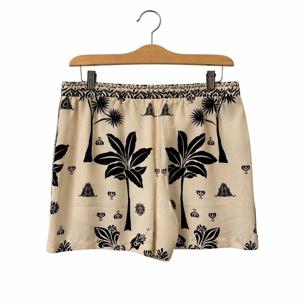 Cabi 6625 & 6635 Marrakesh Top & Shorts Spring 2024 Large NWT - Picture 7 of 11